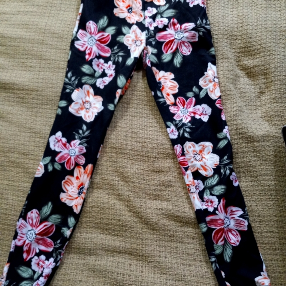Shein Floral Pants